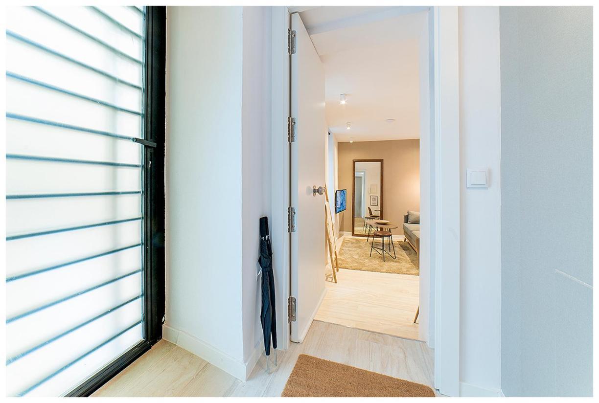 Apartamentos Madrid Rio エクステリア 写真
