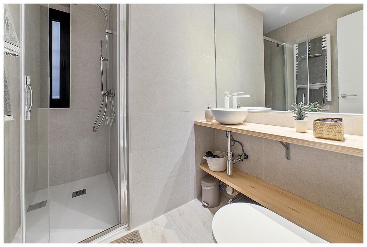 Apartamentos Madrid Rio エクステリア 写真