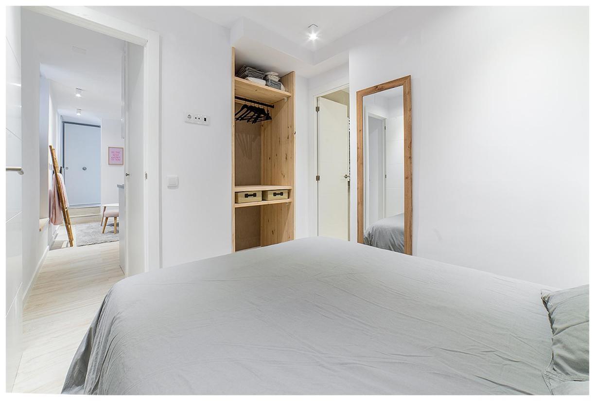 Apartamentos Madrid Rio エクステリア 写真